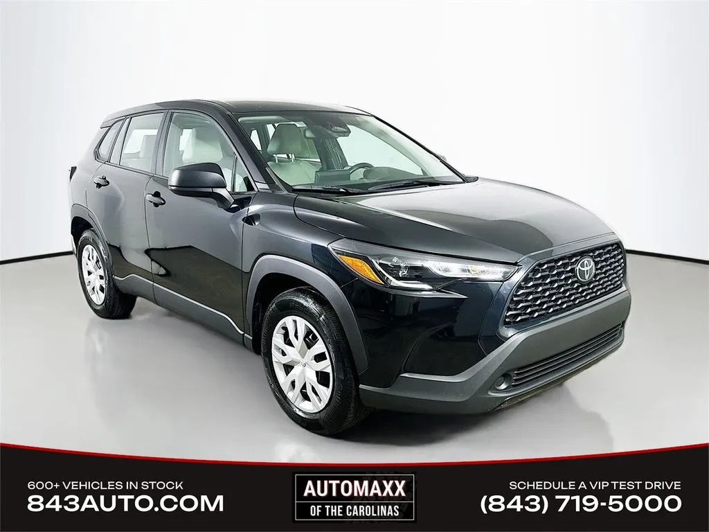 Black 2023 Toyota Corolla Cross L for sale in Summerville, SC