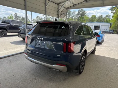 Another view of 2024 Kia Sorento S for sale in Summerville, SC at Automaxx of the Carolinas