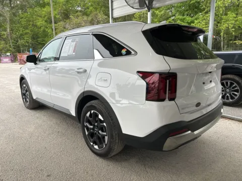 More photos of 2025 Kia Sorento S at Automaxx of the Carolinas, SC