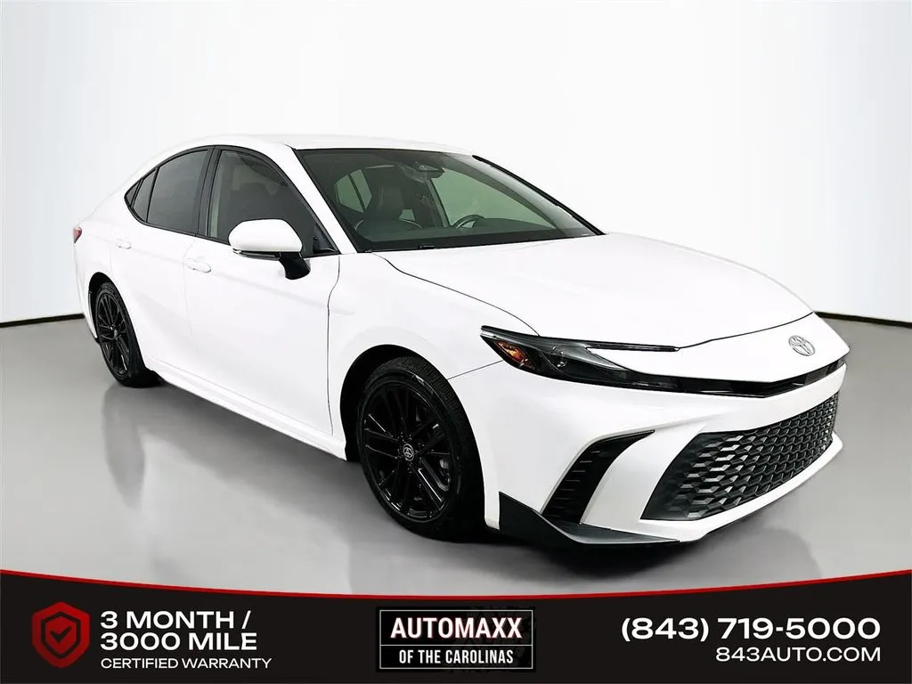 White 2025 Toyota Camry SE for sale in Summerville, SC