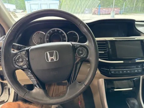 More photos of 2017 Honda Accord EX-L at Automaxx of the Carolinas, SC