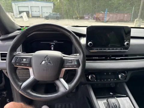 More photos of 2023 Mitsubishi Outlander at Automaxx of the Carolinas, SC