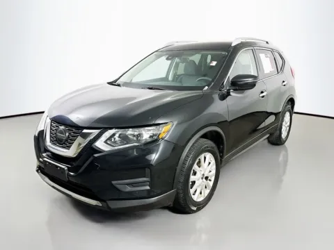 Another view of 2019 Nissan Rogue SV for sale in Summerville, SC at Automaxx of the Carolinas