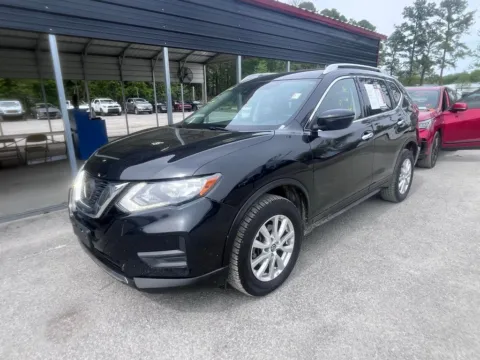 Another view of 2019 Nissan Rogue SV for sale in Summerville, SC at Automaxx of the Carolinas