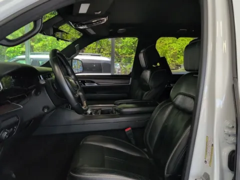 More photos of 2022 Jeep Grand Wagoneer Series II at Automaxx of the Carolinas, SC