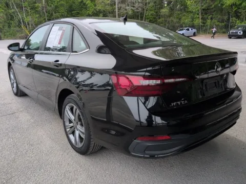 More photos of 2024 Volkswagen Jetta 1.5T SE at Automaxx of the Carolinas, SC