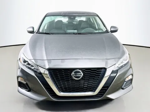 Photos of 2022 Nissan Altima 2.5 SV for sale in Summerville, SC at Automaxx of the Carolinas
