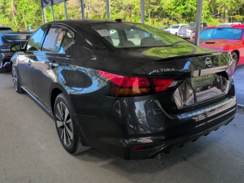 More photos of 2021 Nissan Altima 2.5 SL at Automaxx of the Carolinas, SC