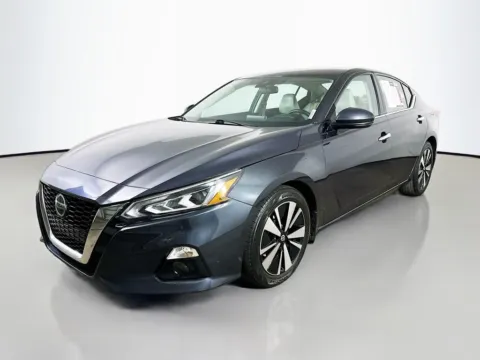 Another view of 2021 Nissan Altima 2.5 SL for sale in Summerville, SC at Automaxx of the Carolinas