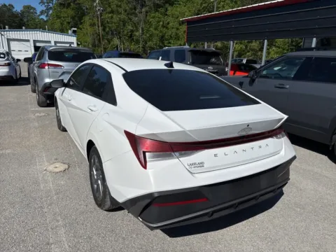 Another view of 2024 Hyundai Elantra SEL for sale in Summerville, SC at Automaxx of the Carolinas