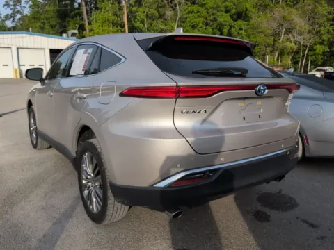 More photos of 2021 Toyota Venza Limited at Automaxx of the Carolinas, SC