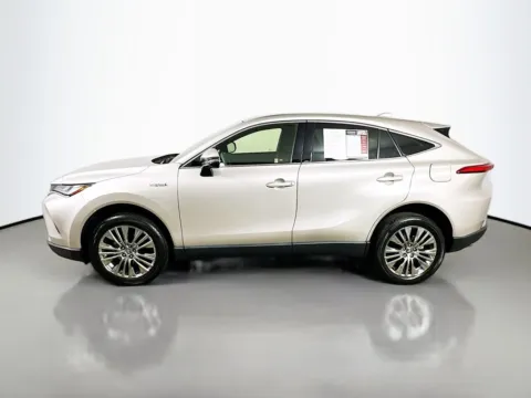 More photos of 2021 Toyota Venza Limited at Automaxx of the Carolinas, SC