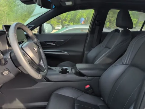 More photos of 2021 Toyota Venza Limited at Automaxx of the Carolinas, SC