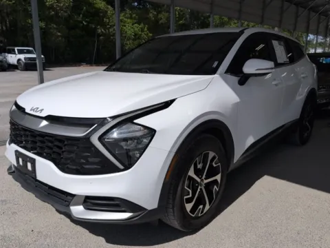 White 2023 Kia Sportage EX for sale in Summerville, SC