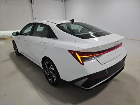 More photos of 2025 Hyundai Elantra SEL Convenience at Automaxx of the Carolinas, SC