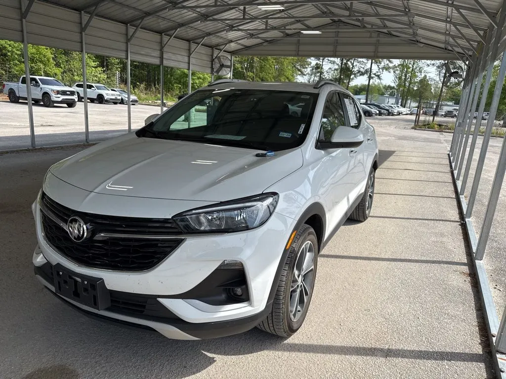 White 2023 Buick Encore GX Select for sale in Summerville, SC