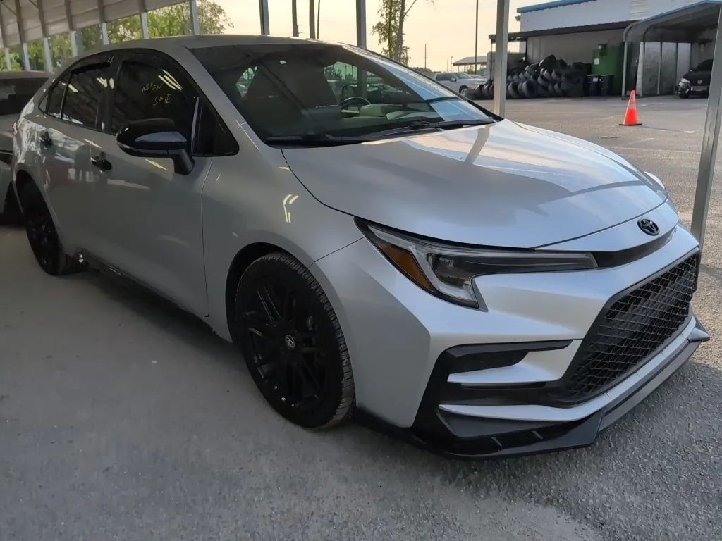 2023 Toyota Corolla SE