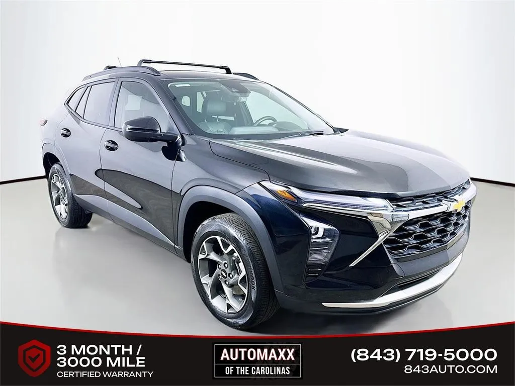 2025 Chevrolet Trax LT's photo