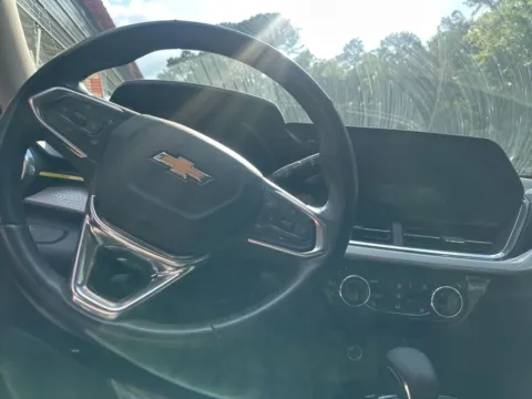 More photos of 2025 Chevrolet Trax LT at Automaxx of the Carolinas, SC