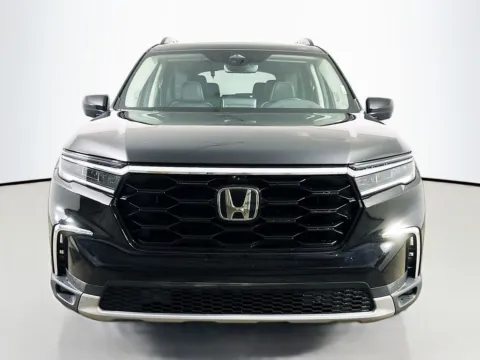 Photos of 2023 Honda Pilot Elite for sale in Summerville, SC at Automaxx of the Carolinas