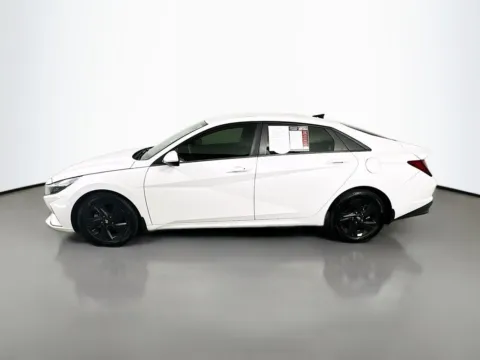 More photos of 2022 Hyundai Elantra SEL at Automaxx of the Carolinas, SC