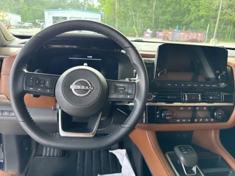 More photos of 2024 Nissan Pathfinder Platinum at Automaxx of the Carolinas, SC