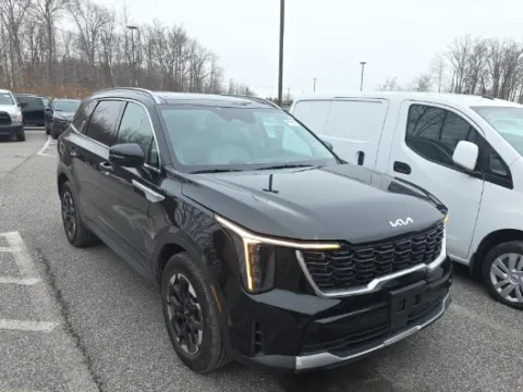 Black 2025 Kia Sorento S for sale in Summerville, SC