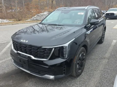 Photos of 2025 Kia Sorento S for sale in Summerville, SC at Automaxx of the Carolinas