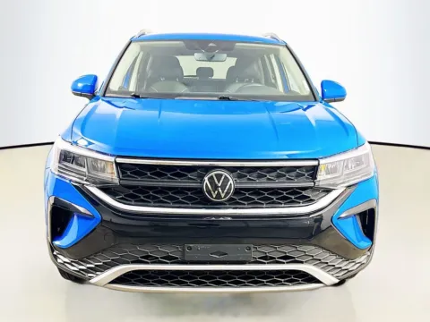 Photos of 2024 Volkswagen Taos 1.5T SE for sale in Summerville, SC at Automaxx of the Carolinas