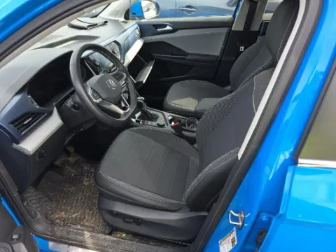 More photos of 2024 Volkswagen Taos 1.5T SE at Automaxx of the Carolinas, SC