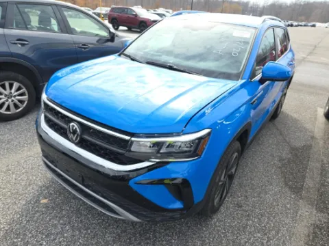 Photos of 2024 Volkswagen Taos 1.5T SE for sale in Summerville, SC at Automaxx of the Carolinas