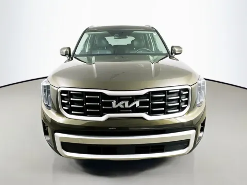 Photos of 2025 Kia Telluride S for sale in Summerville, SC at Automaxx of the Carolinas