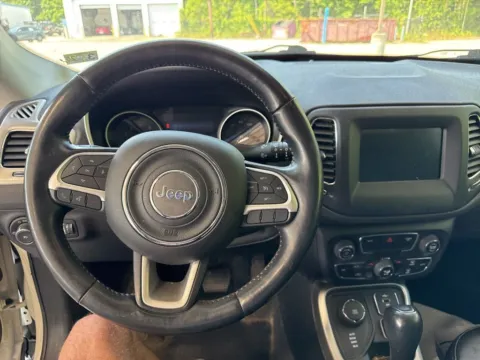 More photos of 2021 Jeep Compass Latitude at Automaxx of the Carolinas, SC