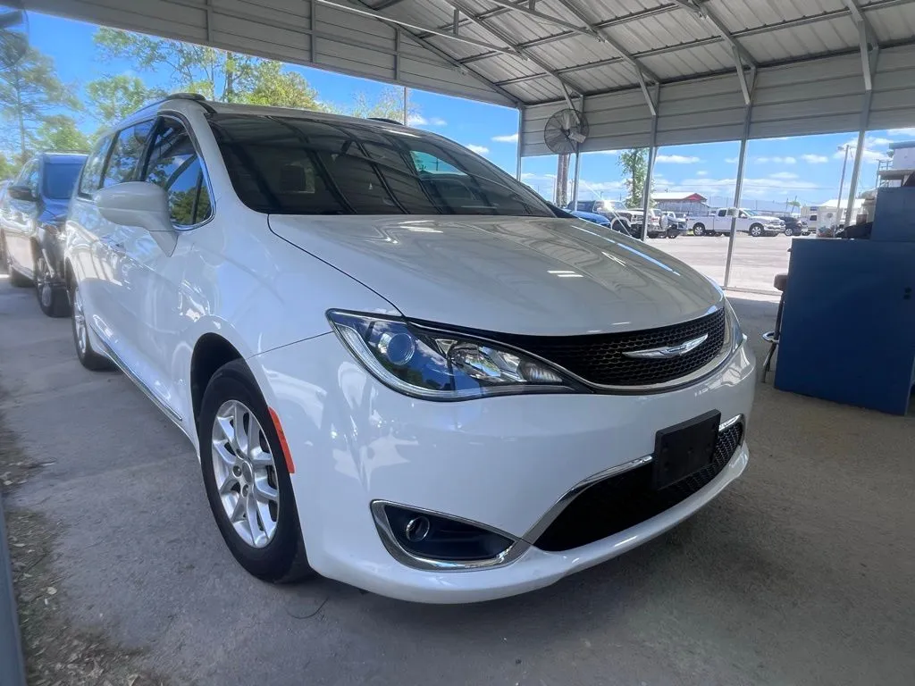 2020 Chrysler Pacifica Touring L
