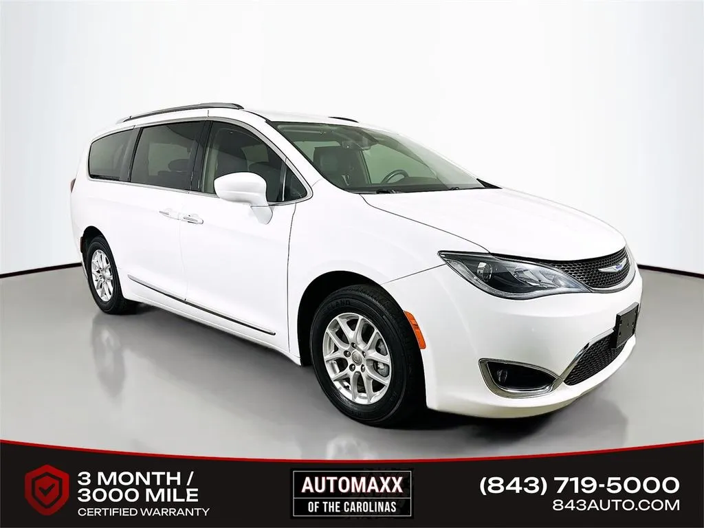 White 2020 Chrysler Pacifica Touring L for sale in Summerville, SC
