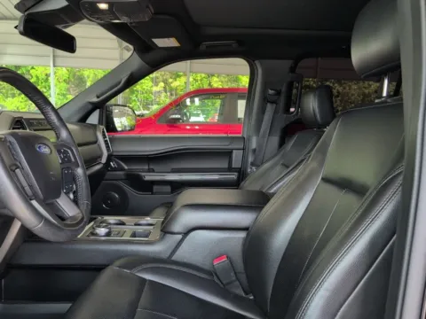 More photos of 2020 Ford Expedition XLT at Automaxx of the Carolinas, SC