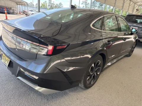 Another view of 2025 Hyundai Sonata SEL for sale in Summerville, SC at Automaxx of the Carolinas
