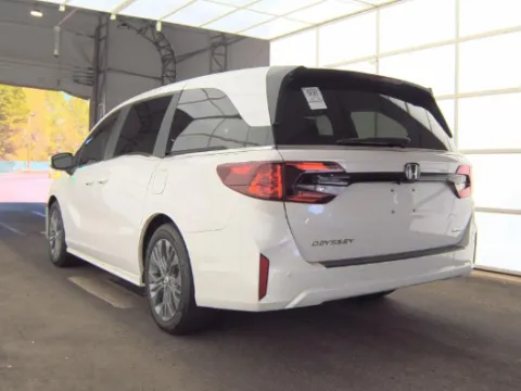 More photos of 2025 Honda Odyssey Touring at Automaxx of the Carolinas, SC