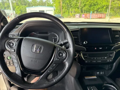 More photos of 2023 Honda Ridgeline Black Edition at Automaxx of the Carolinas, SC