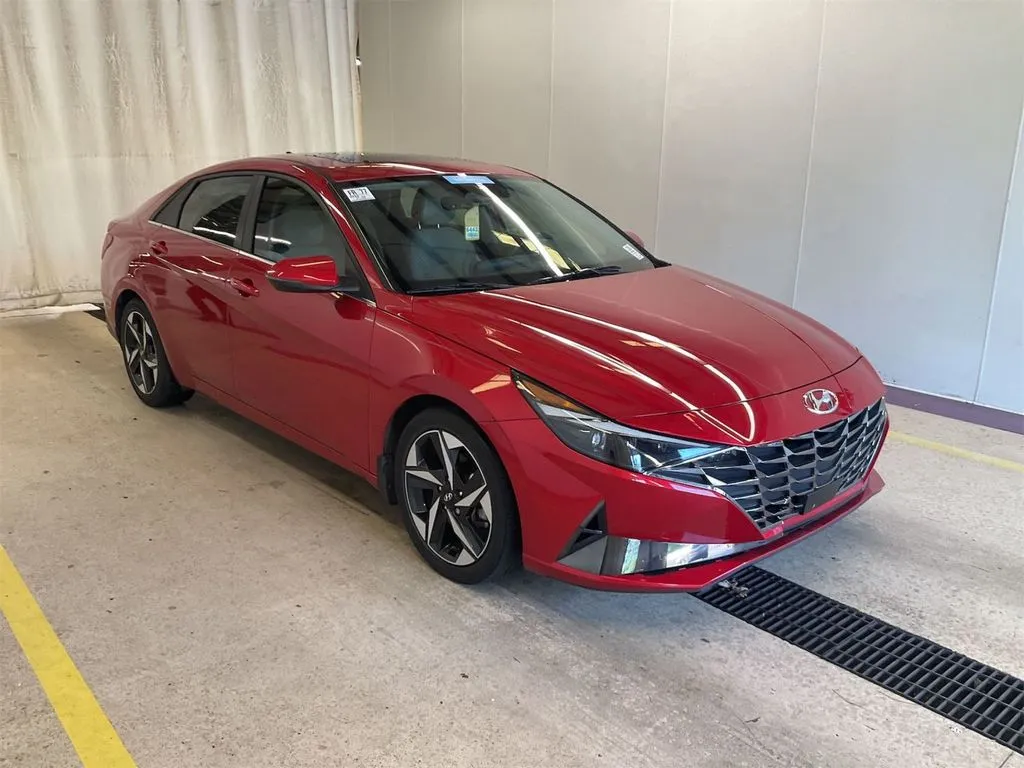 Red 2022 Hyundai Elantra Limited for sale in Summerville, SC