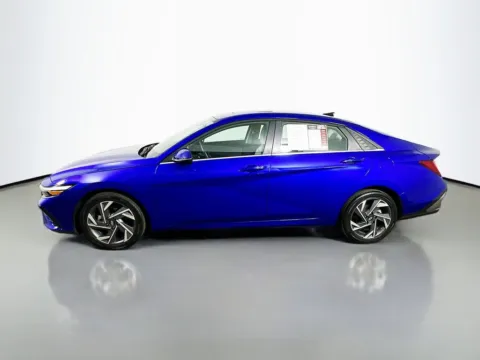 More photos of 2025 Hyundai Elantra Limited at Automaxx of the Carolinas, SC