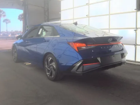 More photos of 2025 Hyundai Elantra Limited at Automaxx of the Carolinas, SC