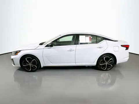 More photos of 2025 Nissan Altima 2.5 SR at Automaxx of the Carolinas, SC