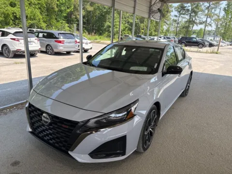 White 2025 Nissan Altima 2.5 SR for sale in Summerville, SC