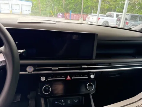 More photos of 2025 Hyundai Santa Cruz SEL at Automaxx of the Carolinas, SC