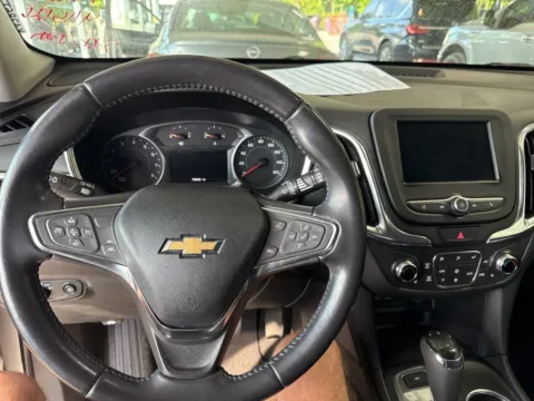 More photos of 2021 Chevrolet Equinox LT at Automaxx of the Carolinas, SC