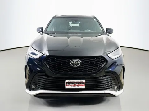 Photos of 2021 Toyota Highlander XSE for sale in Summerville, SC at Automaxx of the Carolinas