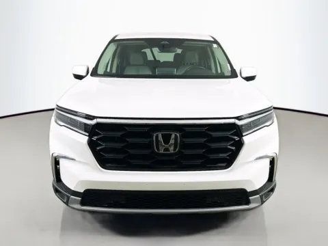 Photos of 2024 Honda Pilot EX-L for sale in Summerville, SC at Automaxx of the Carolinas