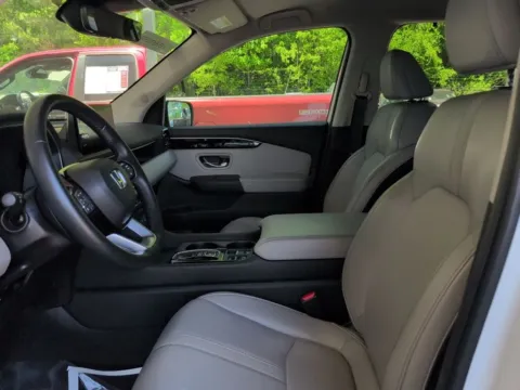 More photos of 2024 Honda Pilot EX-L at Automaxx of the Carolinas, SC