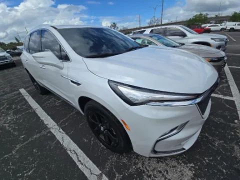 White 2023 Buick Enclave Essence for sale in Summerville, SC